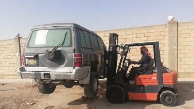 أمانة الرياض تعيد دهان الخطوط الارضية وتزيل أكثر من 12 ألف سيارة مخالفة
