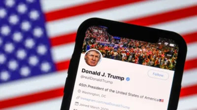 أبلغ موقع Twitter عن منشور دونالد ترامب مدعياً ​​أنه محصن من COVID-19