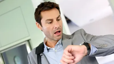 متأخر ومتكاسل عن العمل و المشاكل التي يسببها الموظفين بسبب الكسل
