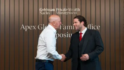 انقسام في وول ستريت: Goldman Sachs تدعم تشريع CLARITY Act وتتحدى JPMorgan