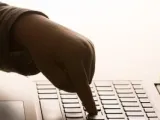 تقرير: 8.81 مليون مستخدم للانترنت الأرضى