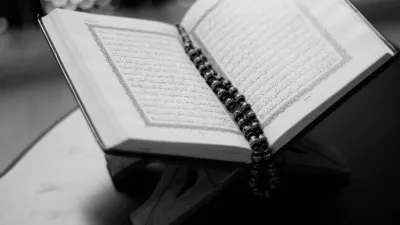 شرائع الأديان في الأندلس