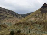 أشهر أنواع البراكين وأقواس الجزر المحيطة