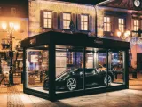 بوجاتي La Voiture Noire بسعر 13 مليون دولار . . أغلى زينة لعيد الميلاد على الأرض