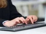 الكتابة بسرعة على الكمبيوتر
