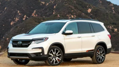هوندا وأكيورا يريدان انتاج سيارات SUV كاملة الحجم