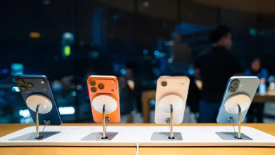 شراء هاتف iPhone 17: التكلفة المخفية بين شركة Apple وشركات الاتصالات