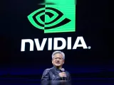 أمريكا تسمح ببيع رقائق Nvidia H200 للصين.. وبكين توقف الشحنات
