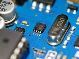 الفرق بين أشباه الموصلات الداخلية والخارجية – Intrinsic and Extrinsic Semiconductor