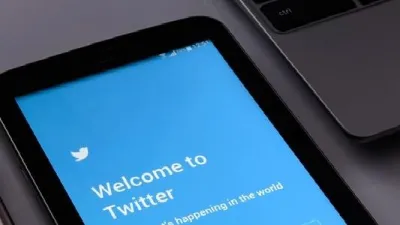 مسح البحث في تويتر