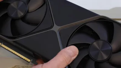 إنفيديا تُعد بطاقة رسوميات تفوق RTX 5090؟ شائعات عن Ti أو Titan