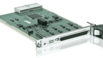 وحدة التحكم في الاتصالات communications controller