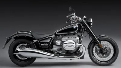 يوسف ناغي تطلق الدراجة النارية BMW R18 في السعودية