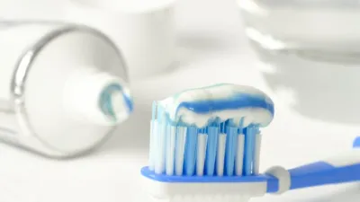 ما هي استراتيجيات تسويق معجون الأسنان؟
