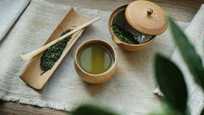 فترة جومون وفترة كومامورا من التاريخ الياباني؟