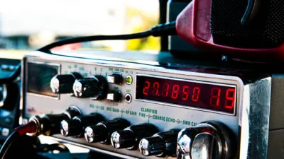 نموذج اتصال QSR