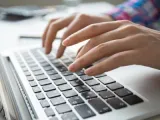 كيفية الكتابة السريعة على الكيبورد