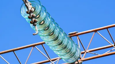 العوازل الكهربائية – Electrical insulators