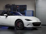 مازدا MX5 Accessories 2016 التجريبية تظهر جانبها الديناميكي في شيكاغو 2015