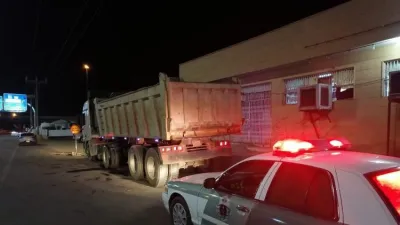حملة مرورية في السعودية على التوقف في أماكن أصحاب الاحتياجات الخاصة وضبط سائق شاحنة متهور