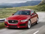 جاجوار XE 2015 . . خفيفة ، قوية ورياضية وتسطع في لندن