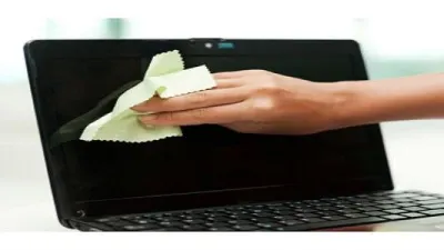 نصائح عند تنظيف اللاب توب