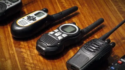 نظام الراديو المتنقل الخاص – Private Mobile Radio