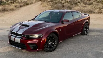 مراجعة دودج تشارجر SRT هيلكات وايد بودي 2020 .. قمة العضلات الأمريكية