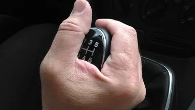 تشخيص أعطال صندوق التروس العادي وحلها