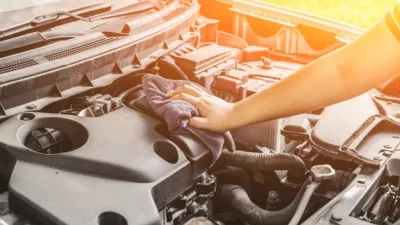 كيفية إغلاق تسرب رديتر السيارة