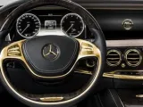هل ترغب فى الحصول على نسخة مرصعة بالذهب عيار 24 قيراط من S63 AMG ؟