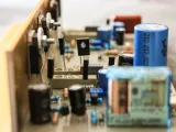 كيفية استخدام الترانزستور كمضخم للصوت Transistor as an Amplifier