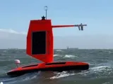 روبوت عائم يدخل قلب الأعاصير ويصورها لأول مرة