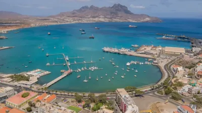 النظام البيئي للتكنولوجيا المالية في الرأس الأخضر: التحول الرقمي لعام 2026