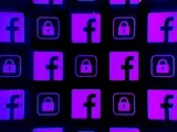 يقول فيسبوك إنه سيضع المجموعات تحت المراقبة لانتهاكها قواعد المحتوى الخاصة بها