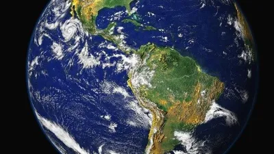 تطبيق EarthViewer