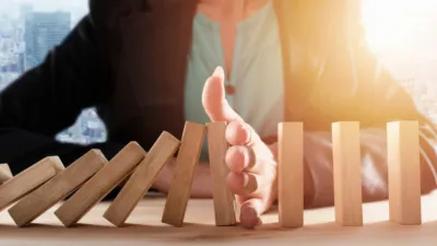 مراحل الأزمة في منظمات الأعمال