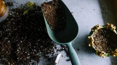 المعادن الأوليّة والثانويّة في التربة