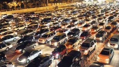 مرور أكثر من 11 ألف سيارة على جسر الملك فهد بعد فتح السفر