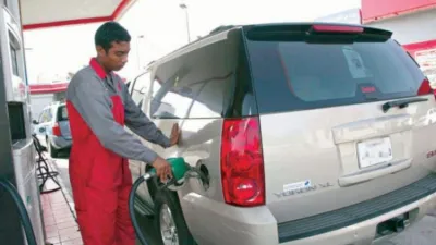 التجارة تشهر بمحطة تقوم بالغش في الوقود وتضبط 2500 اطار منتهي الصلاحية