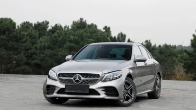 مزايا وعيوب سيارة مرسيدس C200