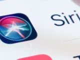 شركة Apple تنهي حصرية OpenAI وتجلب نماذج Claude وGemini إلى المساعد Siri في نظام iOS 27