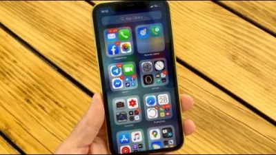 كيفية استخدام مكتبة التطبيقات على iPhone