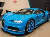 بوجاتي تطلق صالة عرض جديدة في تايوان تتصدرها تشيرون زرقاء مثيرة