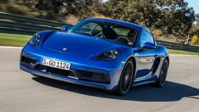 مراجعة سيارة بورشه 718 كايمن GTS 2018 … الأكثر شراسة