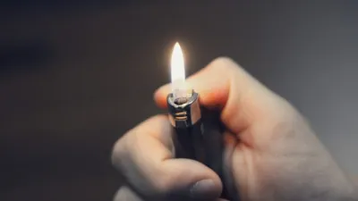 قصة اختراع الولاعة