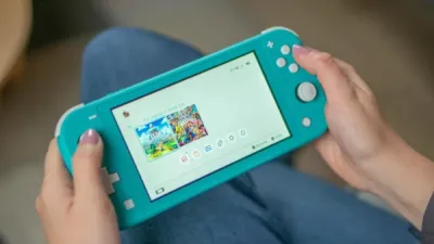 جهاز Nintendo Switch Lite متوفر الآن بسعر 200$