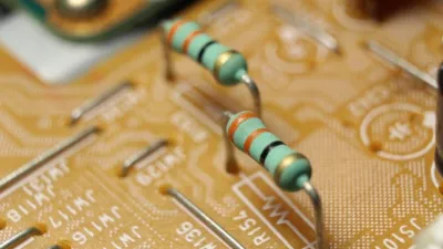 المقاومات التجزئية – Bleeder Resistors
