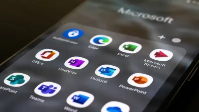انقطاع خدمات Microsoft 365 يدخل يومه الثاني: خطأ في المصادقة يشل Outlook وTeams