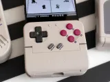 هل Pocket Taco يحول هاتفك إلى Game Boy حقيقي؟